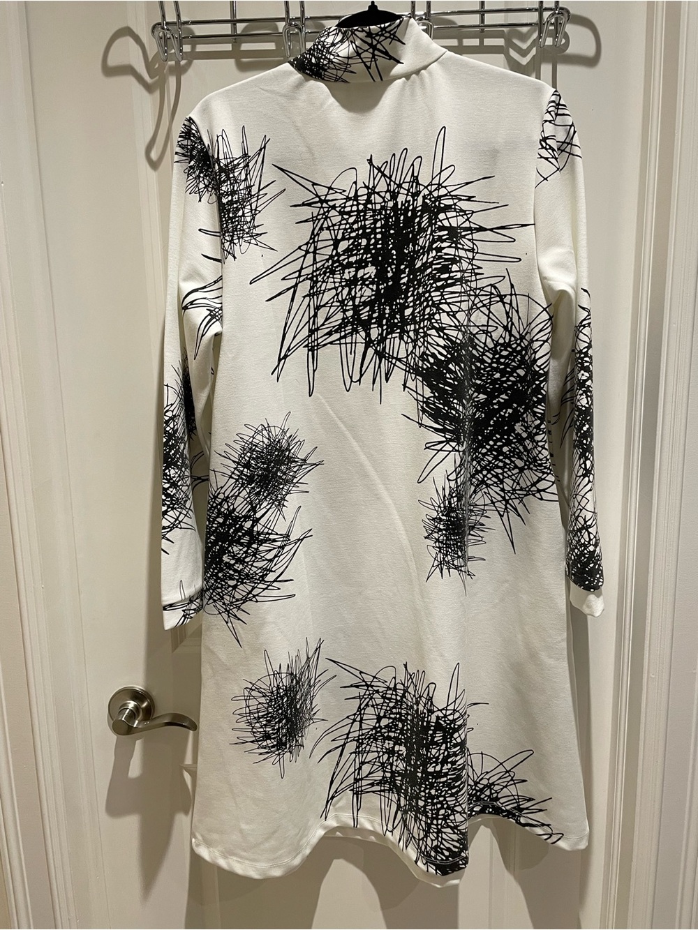 Women’s White Dress with Black Abstract Print and Zip Neck - Picture 4 of 6